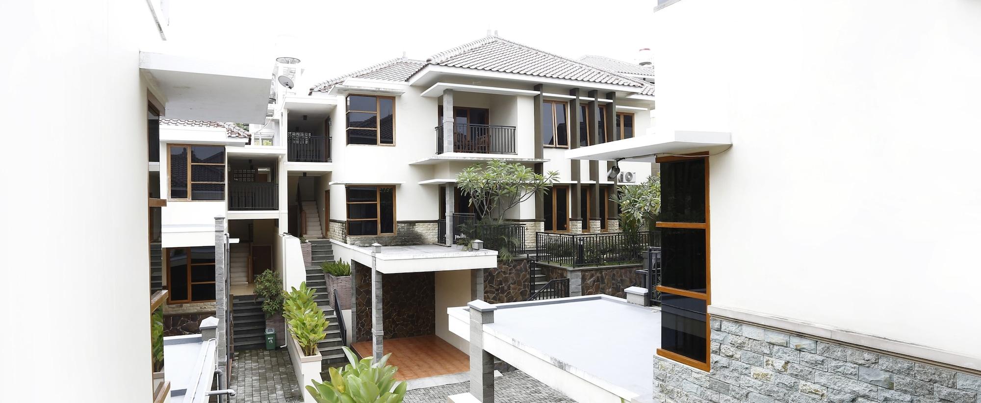Kuldesak Villas Bandung Exterior photo
