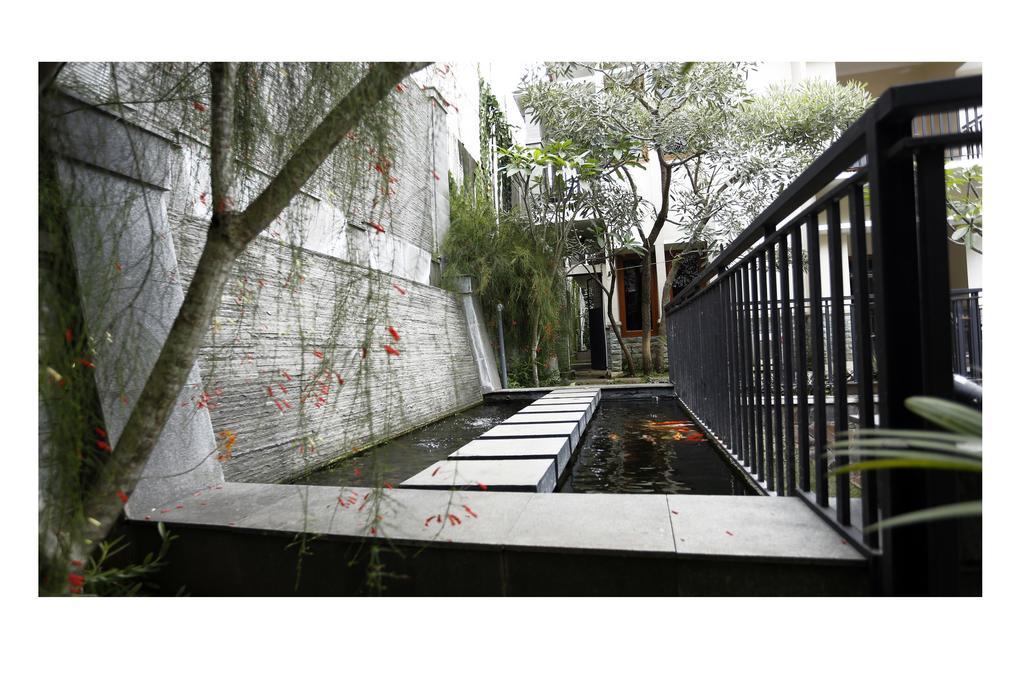 Kuldesak Villas Bandung Exterior photo
